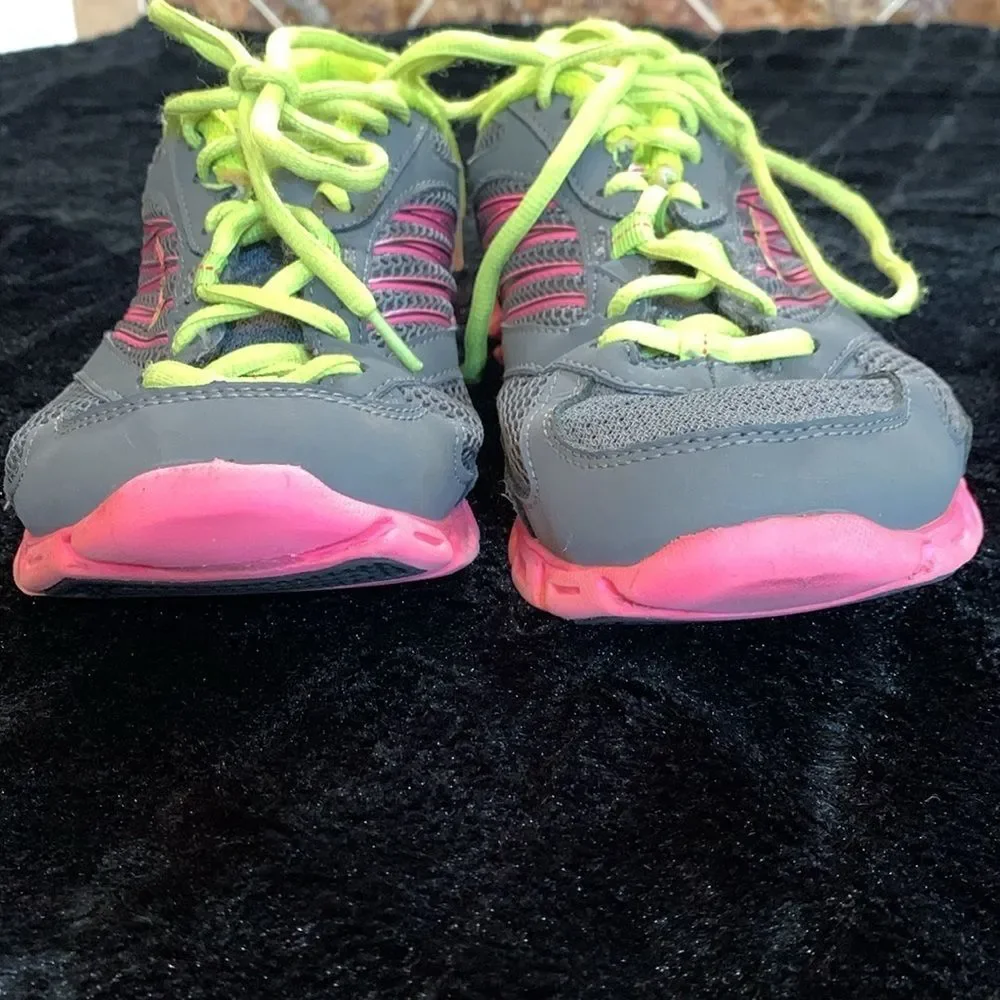 FILA MEMORY FOAM FOOTBED GRAY GREEN HOT PINK SIZE 8.5